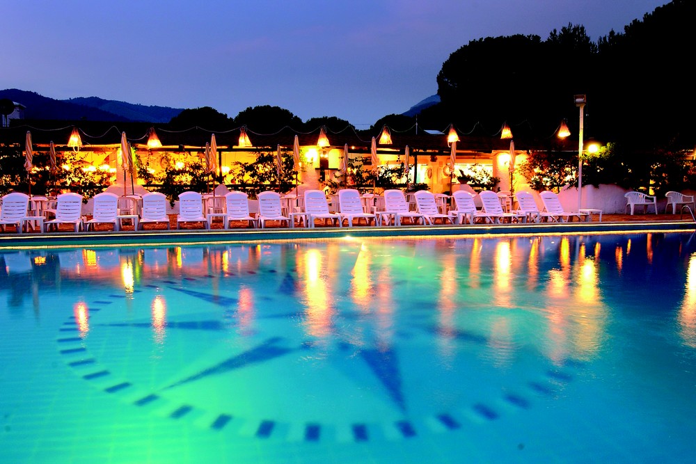 Villaggio Black Marlin